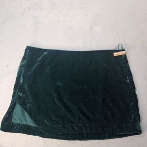FREE PEOPLE Annalise Green Velvet Mini Skirt Women’s SZ 8 US NWT Side Zip Slit